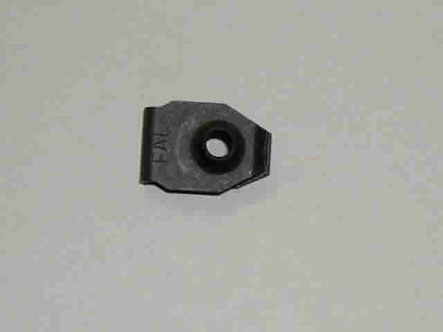 1004939 U-NUT 8-32 GRILLE AREA