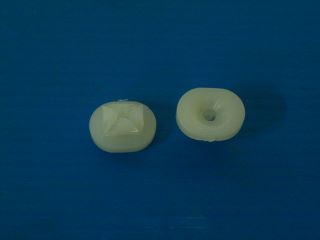 1011720 GRILLE NUT  A/F BODY