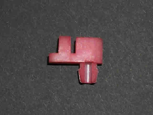 3796071 DOOR LOCK ROD CLIP