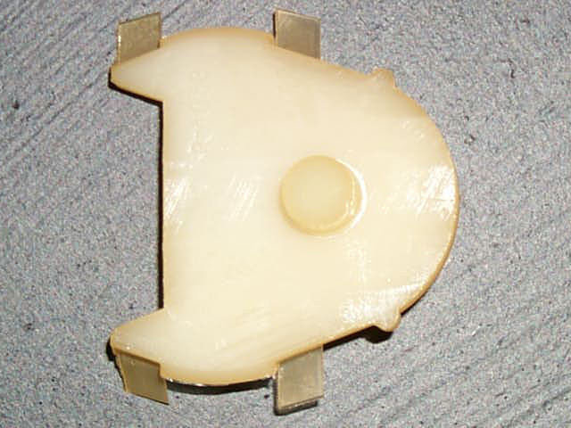 6001111 BODY MOULDING CLIP 64 DODGE