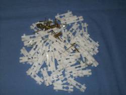 1000167 SIDE TRIM CLIP SET 72-74 CHALL