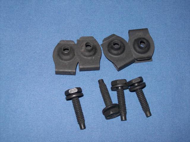 1000417 BOLT SET 70 CUDA PARK LITE TO GRILLE