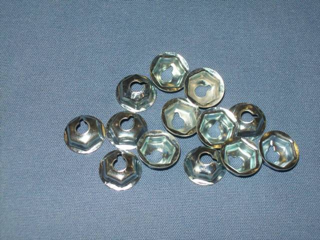 1000455 NUT SET DASH PAD E-BODY 3848