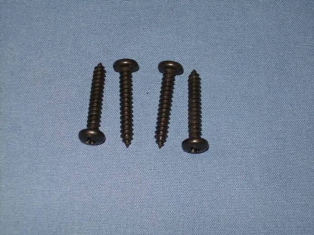 1000501 SCREW SET E BODY DASH SPEAKER COVER 3892