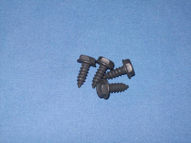 1000503 SCREW SET VENT CABLE B/E BODY