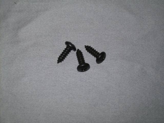 1000529 SCREW SET AUTO SHIFTER ROD BOOT TO FLOOR