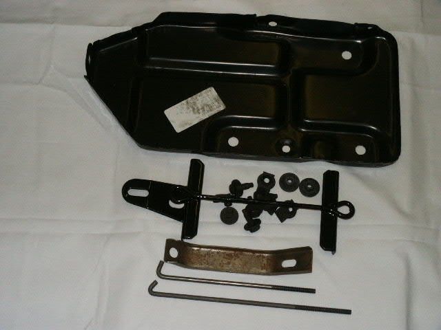 1601056A BATTERY TRAY KIT 72-74 B/E