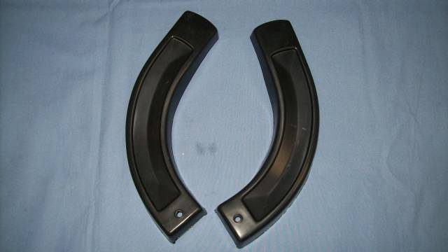 1602028 SEAT HINGE COVER 66-67 B-BODY