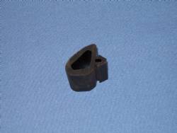 2021001 HOOD SIDE BUMPER 68-70 B-BODY