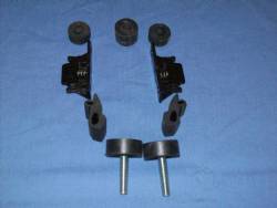 2024010 HOOD BUMPER KIT 70-74 CUDA