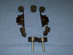 2024011 HOOD BUMPER KIT 70-74 CHALLENGER