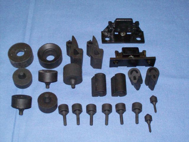 2025010 BODY BUMPER KIT 71 CUDA