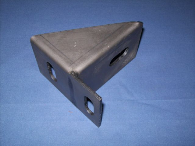 2904003 BRACKET HOOD 69 B-BODY 6-PACK