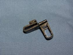 2998638 RETAINER LOWER GRILLE 70 B-BODY