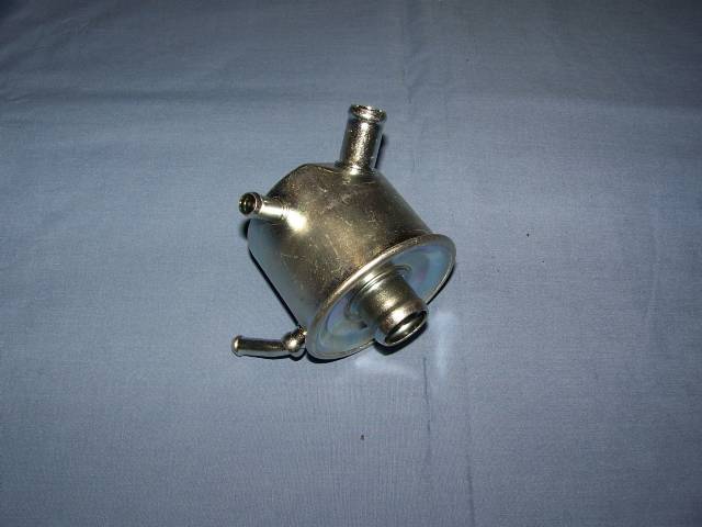 3462096 BREATHER CAP 3 HOSE 70 UP