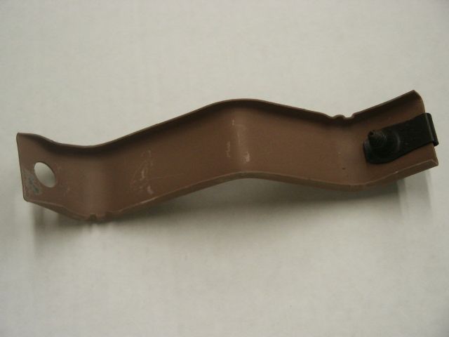 4042002 BATTERY TRAY BRACE 66-69 B LOWER